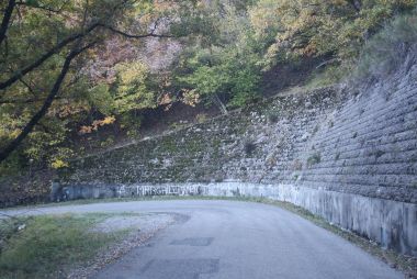 RD 3 - Mur de soutènement en pierre (Castellard-Mélan)
