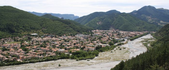 Panorama sur Digne-les-Bains depuis St Benoit